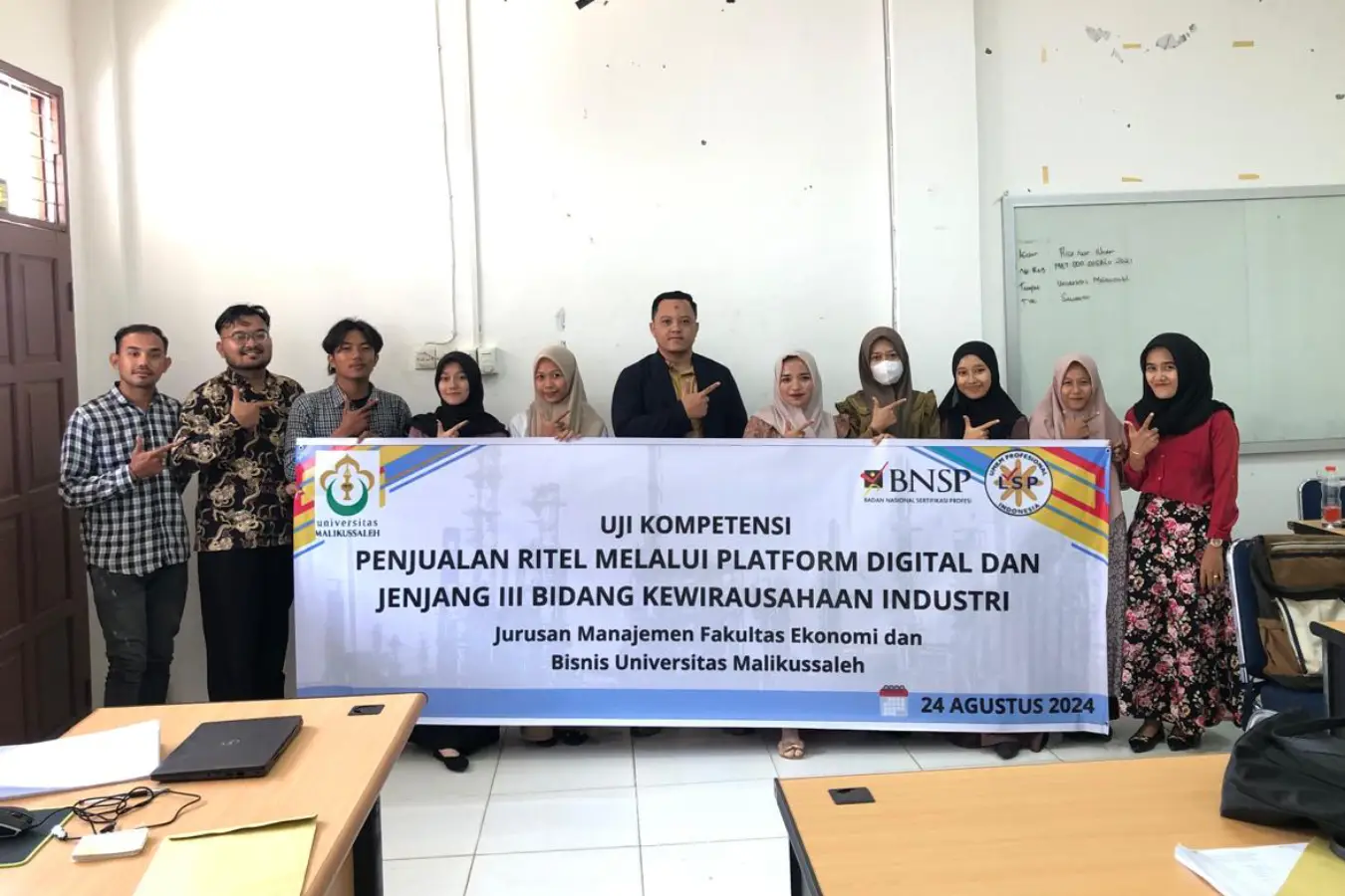 Pelaksanaan Uji Kompetensi Dengan Skema Jenjang III Bidang Kewirausahaan Industri dan Penjualan Ritel Melalui Platform Digital yang Dilaksanakan di Universitas Malikussaleh