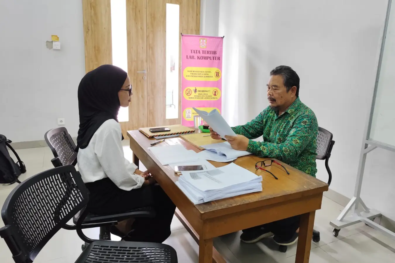 Pelaksanaan Uji Kompetensi Dengan Skema Pengelolaan Umpan Balik Pelanggan dan Jenjang III Bidang Kewirausahaan Industri yang di laksanakan pada tanggal 4 Februari 2025 di Universitas Dinamika Bangsa