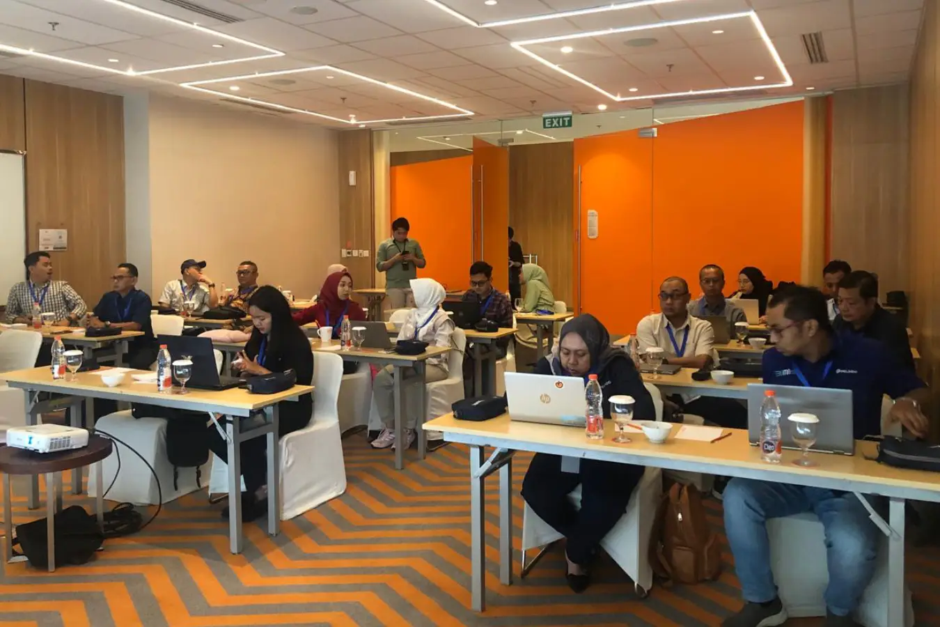Pelaksanaan Uji Kompetensi Dengan Skema Konsultan Pendamping UMKM Senior Spesialis Bidang Management Pemasaran. Yang Dilaksanakan Pada 10 s.d 12 Desember 2024 Dengan PT Pertamina Di Harris Hotel & Convention Solo